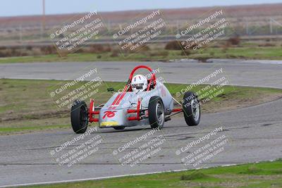 media/Jan-15-2023-CalClub SCCA (Sun) [[40bbac7715]]/Group 5/Qualifying (Sweeper)/